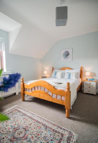 Oar Doolin Restaurant & Rooms