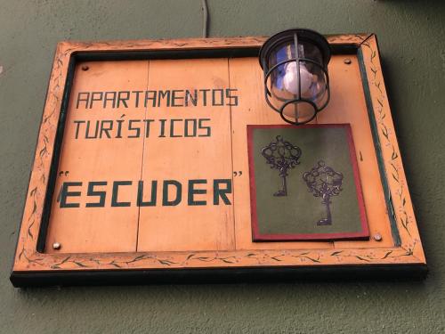 Apartamentos Escuder