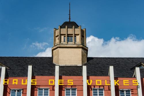 Haus des Volkes Das Bauhaushotel