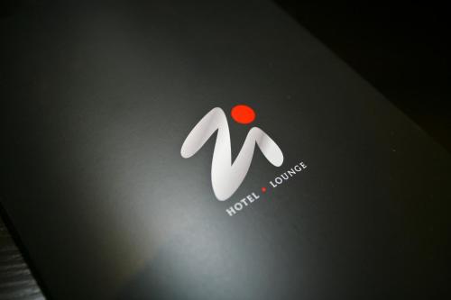 Zi Hotel & Lounge