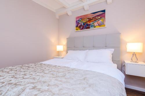 Villa Flores - Apartments