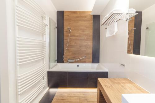 Novopolska Hotel and Restaurant