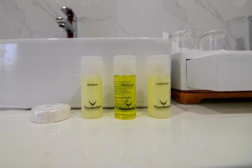 Thunderbird Resorts Rizal