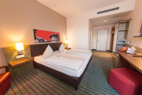 NOVINA HOTEL Tillypark