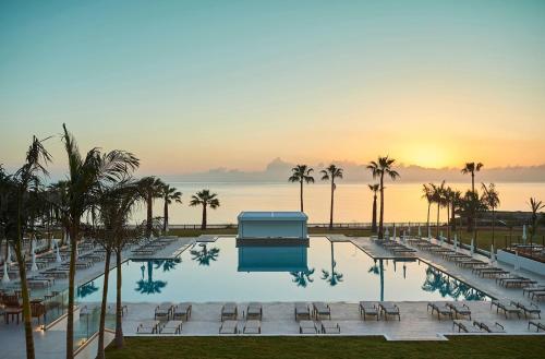 Sunrise Jade Hotel