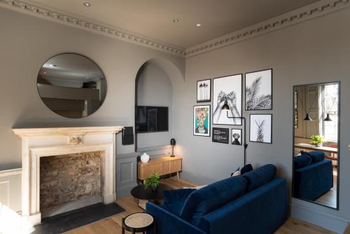 Hiding Space-Trim Street Apartments