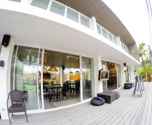 Seabird Resort