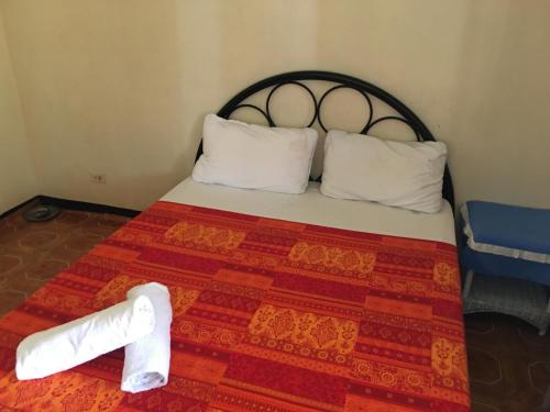 Chona & Christophe Guesthouse - Cavite