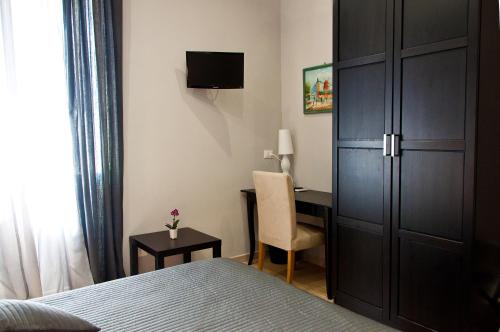 Bed And Breakfast Operà