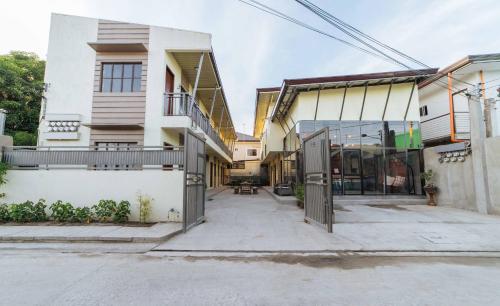 RedDoorz Plus @ Sindalan San Fernando City