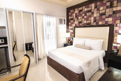 Sierra Hotel & Resort