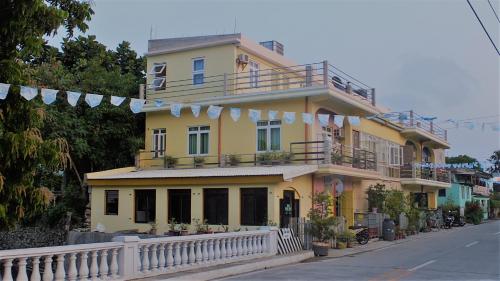 Siayanrock Is Hometel