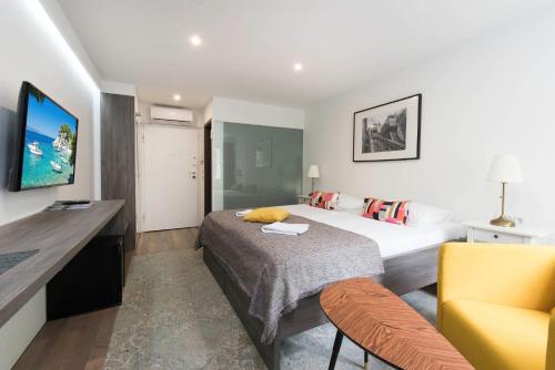 Tia Apartments And Rooms
