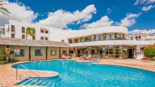 Macdonald Villacana Resort