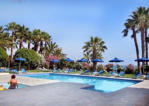 Rododafni Beach Apartments