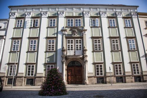 Althansky Palac