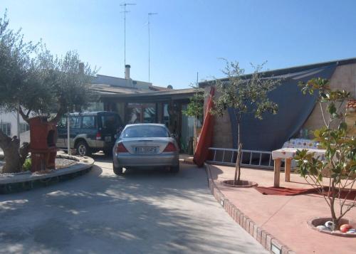 Music House a Castellana Grotte confinante via per Turi 500m dalle Grotte