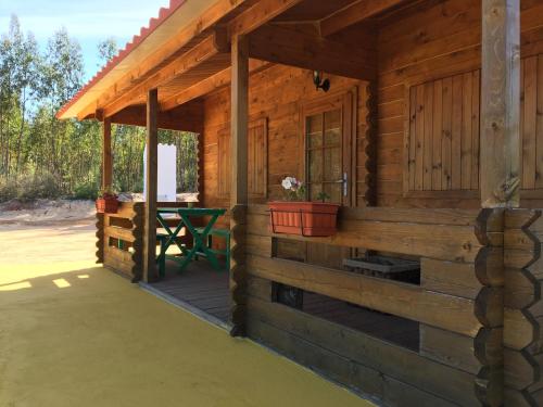 Montum Farm Living