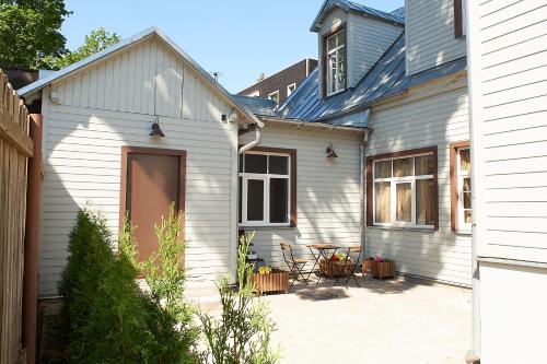 Greenhouse Apartments