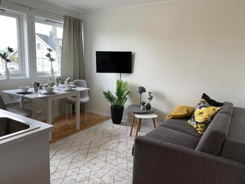 FIVE Apartments