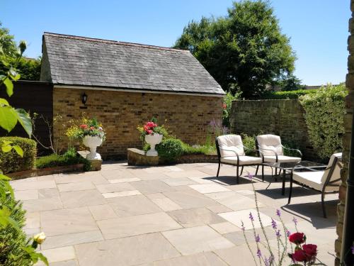 Pinfield Hotel Slough