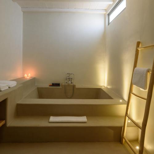 The Summit Of Mykonos