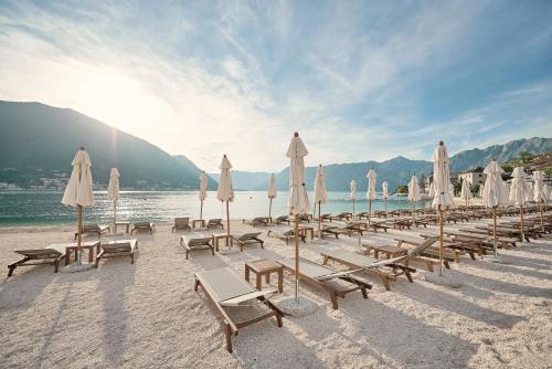 HUMA Kotor Bay Hotel & Villas