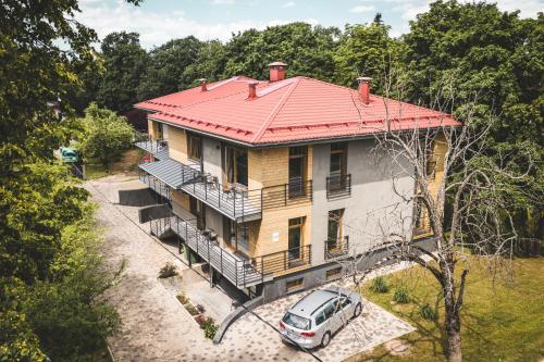 Prieka pietura (on Šveices street)