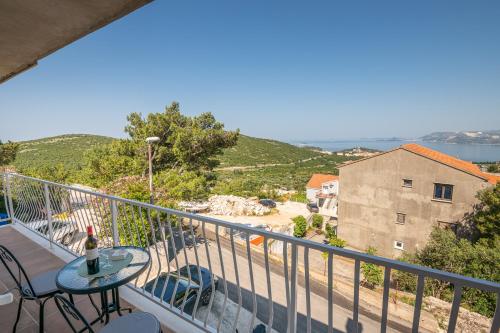 Apartments Lidija