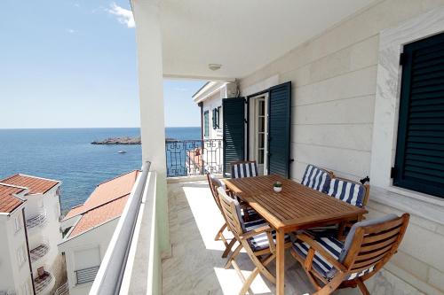 Apartments Montesan
