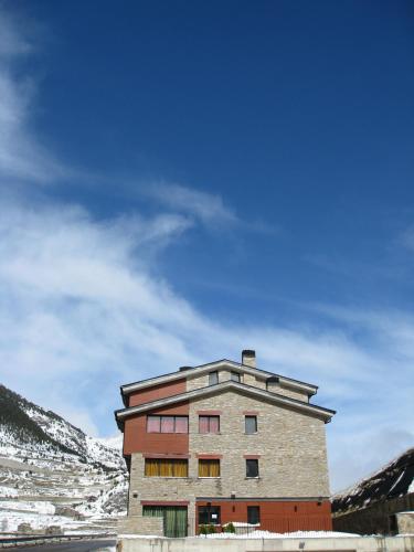 Obaga Blanca Hotel