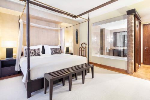 Cascade Wellness Resort