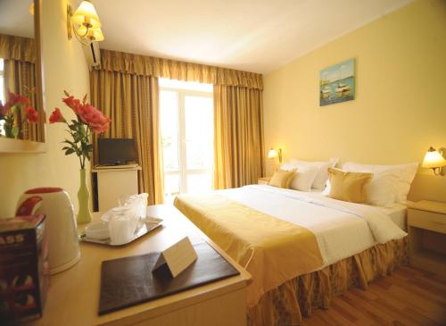 Hotel & Restaurant Valul Magic
