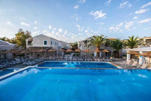 Amour Holiday Resort