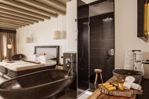 Myconian Utopia Relais & Chateaux