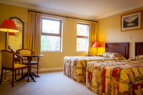 Lynham’s Hotel