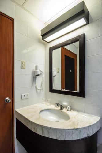 Microtel by Wyndham Batangas