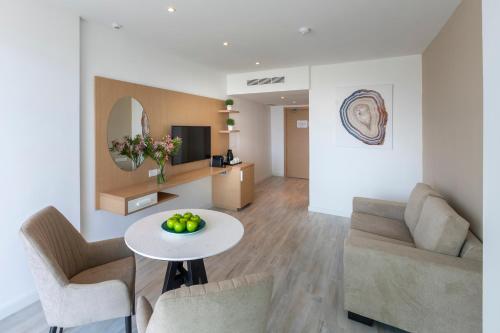 Leonardo Crystal Cove Hotel and Spa by the Sea