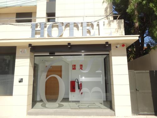 Hotel 6 Bis