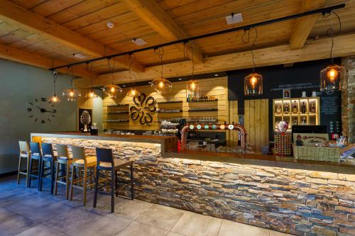 Restaurant And Penzion Pod Lipami