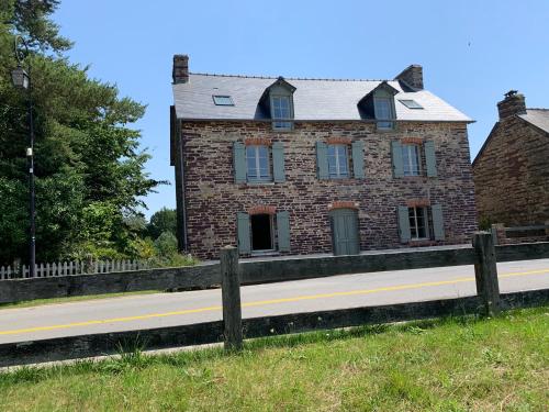 La Maison Des Légendes
