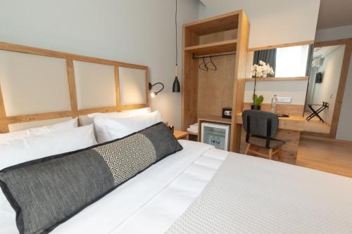 Grand Port Suites Thessaloniki