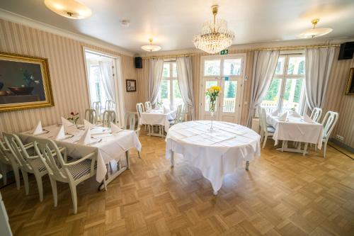 Karolineburg Manor House Hotel