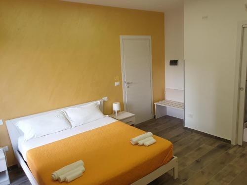 Gio Rooms