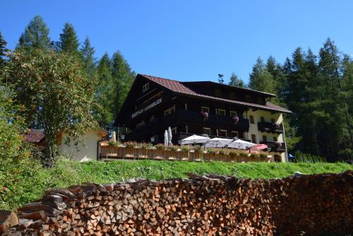 Gasthof - Appartements Sonnblick