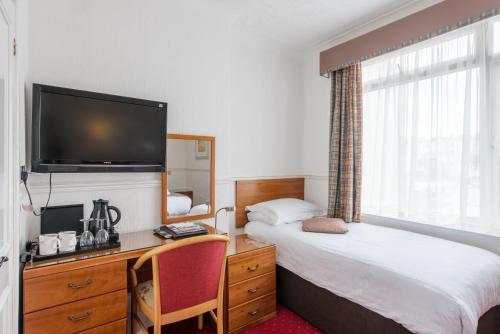 Queens Hotel