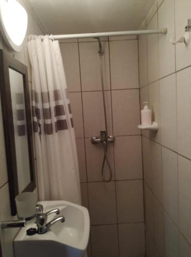 Green Grove Guest House