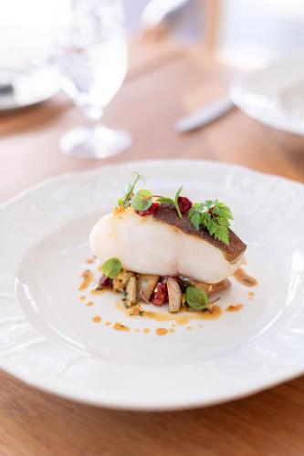 Chateau Mcely Spa Hotel & Forest Retreat