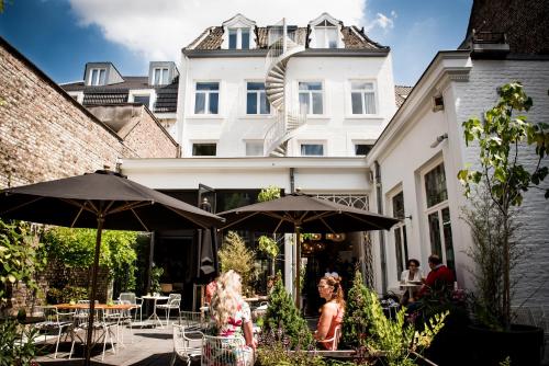 Fitz-Roy Urban Hotel Bar And Garden
