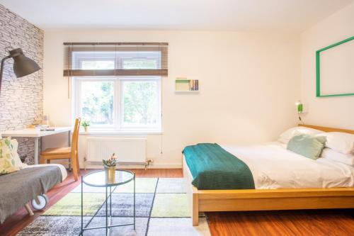 Tower Bridge Rainbow Suites